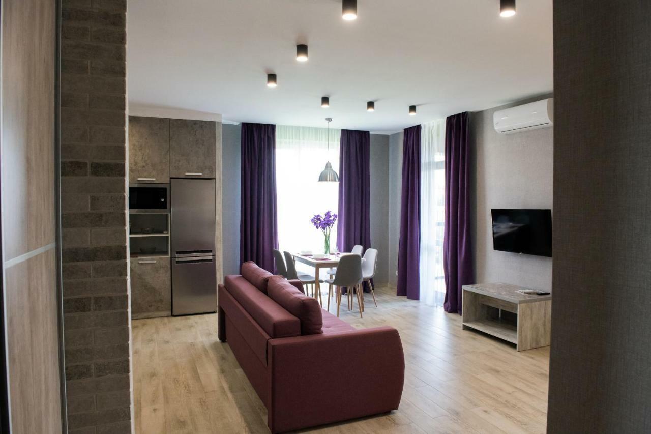 Avalonrestapartments Lviv Exteriör bild
